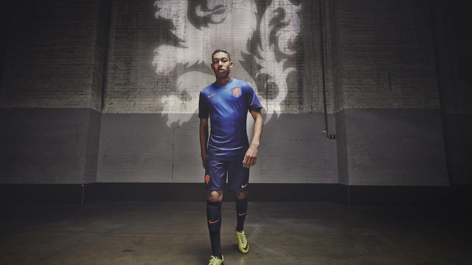 奥恰洛夫社交媒体分享游玩照引热议,我们美丽的世界,运动之外的温情视角