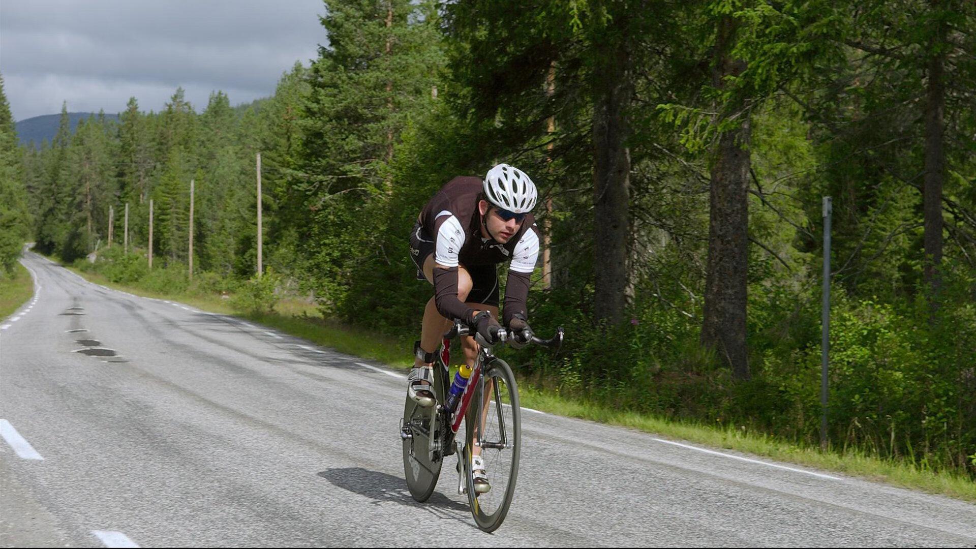 阿根廷队决赛前瞻，战术迷宫与意志较量，卫冕之路无简单答案